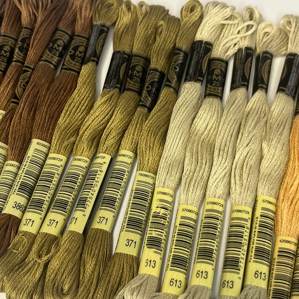 50 Skeins DMC Embroidery Floss Mouline Special 6 Strand Assorted Multicolors - Picture 6 of 13